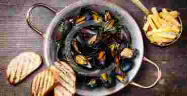 Thai-Style Mussels with Herbs and Coconut Broth